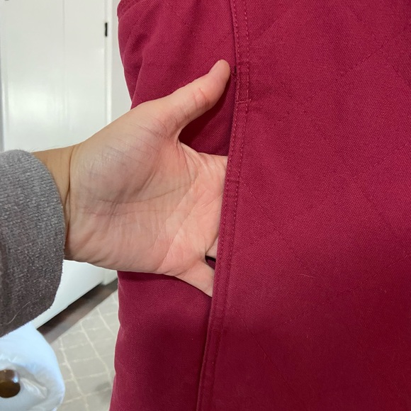 Field N Forest red Sherpa lined vest with inside & out pockets. So Warm & Cozy - Picture 9 of 11